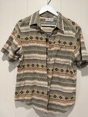Cabin Creek Short Sleeve Geo Stripe Shirt in Beige and Olive